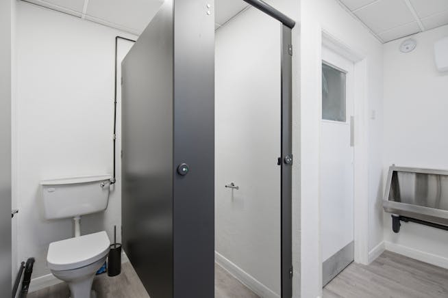 Unit 1 Bridge House, Princes Risborough, Industrial / Other To Let - Unit 1 Bridge House-24.jpg