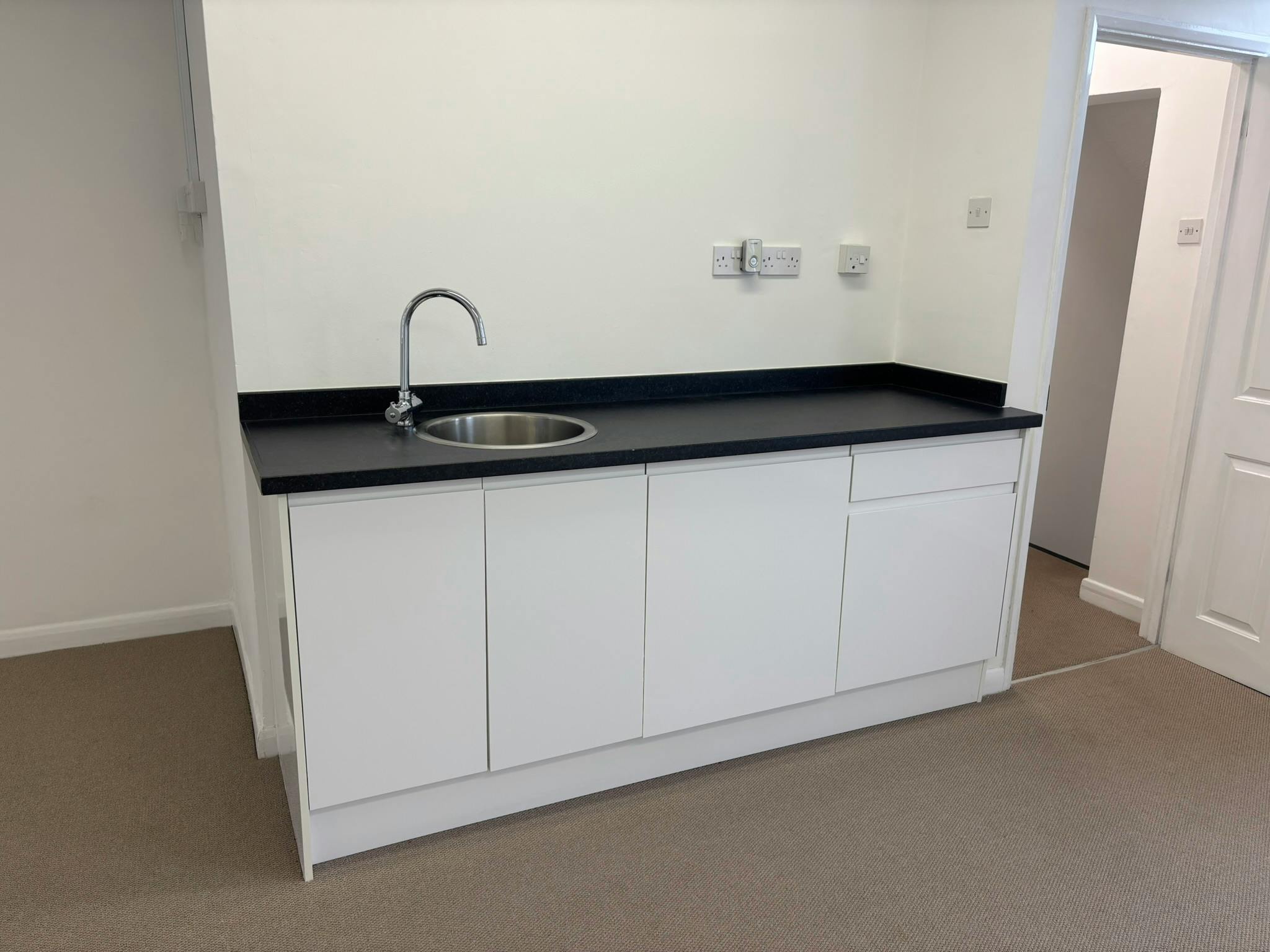 2 Dukes Place, Marlow, Offices To Let - IMG_7555.JPEG