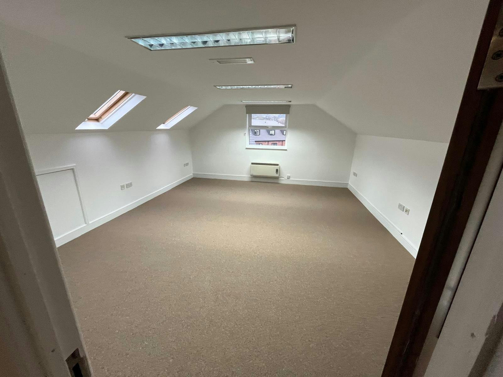 Suite 6 - Bailey Court, Macclesfield, Offices To Let - IMG20250318WA0003.jpg
