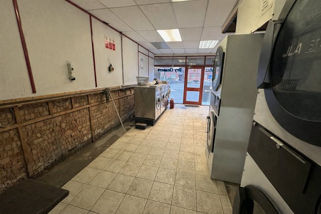 5 Stamford Court, Bury St. Edmunds, Retail To Let - 6364.png