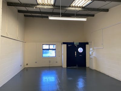 Unit 331, Springvale Industrial Estate, Cwmbran, Industrial To Let - IMG_2332.JPG