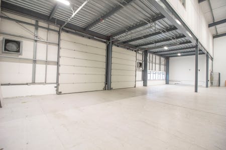 Unit 2 Slough Interchange Industrial Estate, Slough, Industrial / Warehouse To Let - 3.jpg