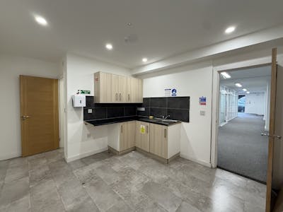 Studios at Lifford Lane, Birmingham, Leisure / Office To Let - Photo 23-01-2026, 14 06 45.jpg