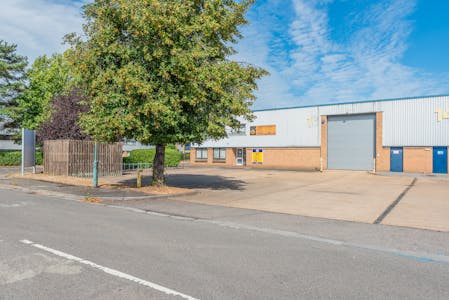 Unit 13, Ashchurch Business Centre, Alexandra Way, Tewkesbury, Industrial / Industrial / Warehouse To Let - 13 Ashchurch Business Park Tewkesbury1.jpg