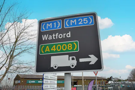 Unit 2-3,, Watford, Industrial / Office To Let - DSC_8963.jpg