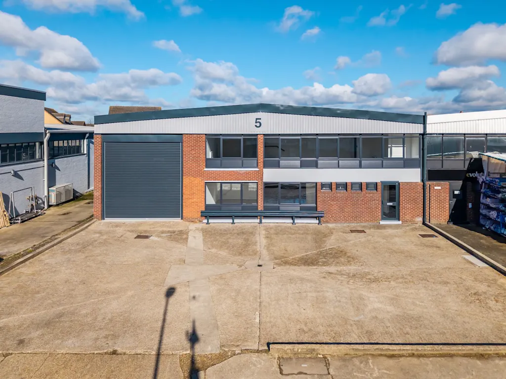 Unit 5 Eldon Way, Biggleswade, SG18 8NH