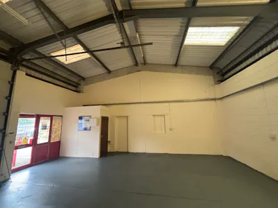 Unit 3, Swift Business Centre, Cardiff, Industrial To Let - IMG_0770.jpeg