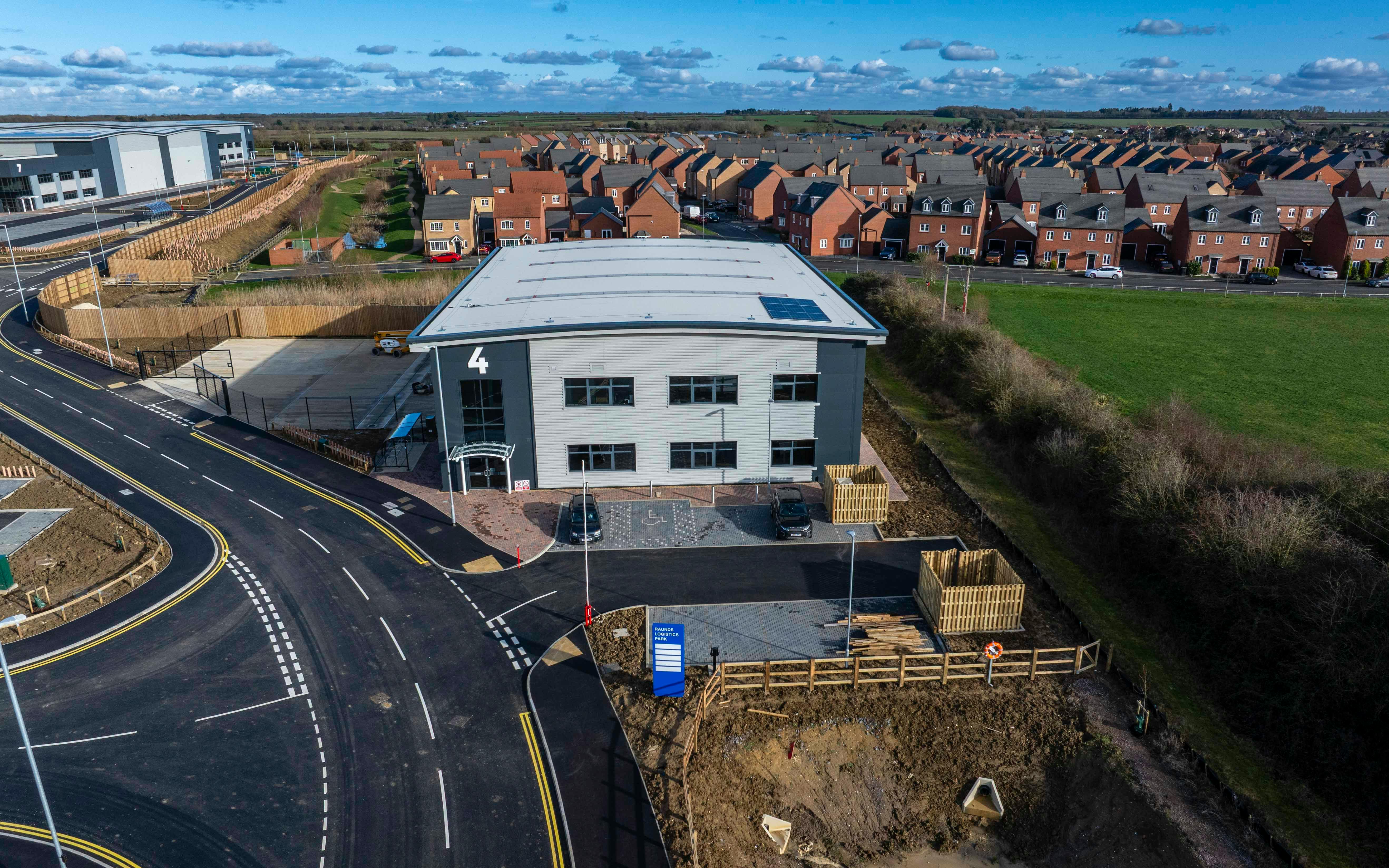 Q10 Quattro Raunds, Quattro Raunds, Raunds, Distribution Warehouse / Industrial (Multi Let Scheme) / Trade To Let / For Sale - 20260214hillwood02.jpg