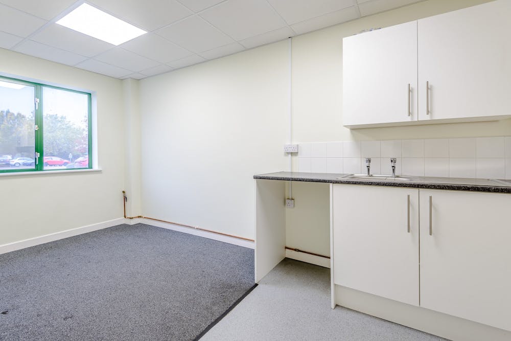 38B Providence Place - ind4.jpg