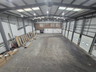 Unit 4 Suthers Street, Oldham, Industrial/Logistics To Let - 20241126_103323.jpg