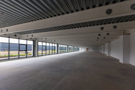 Indurent Omega 420, Omega Warrington, Warrington, Industrial To Let - Omega17thJune20250809_Undercroft.jpg