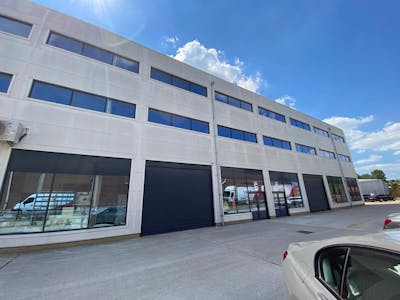 Unit E, 43-49 Fowler Road, Ilford, Industrial Lease Assignment - 12.JPG