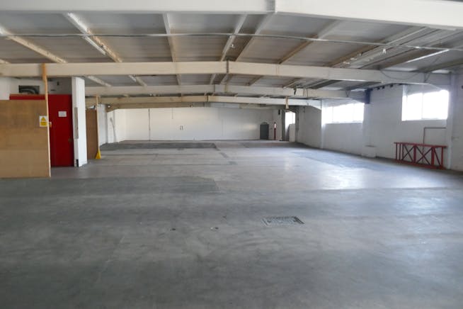 St. Andrews House, Saffron Walden, Industrial To Let - P1030839.JPG