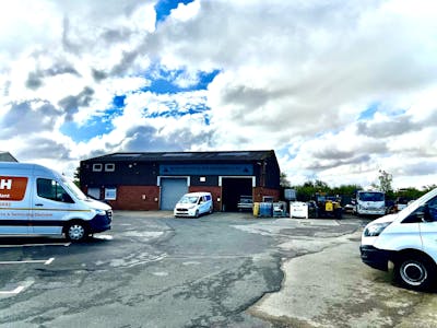 Unit G, Westminster Road, Lincoln, Industrial To Let - IMG_5215 1.jpg