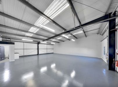 Unit 16 Eastfield Industrial Estate, Glenrothes, Industrial/Logistics / Warehouse To Let - Internal.JPG