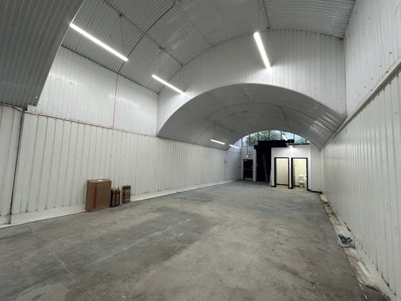 385 Mentmore Terrace, London Fields, Industrial To Let - 20250917_143546574_iOS.jpg