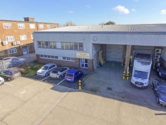 Unit 16, Britannia Industrial Estate, Slough, Industrial / Warehouse To Let - 1.jpg - More details and enquiries about this property