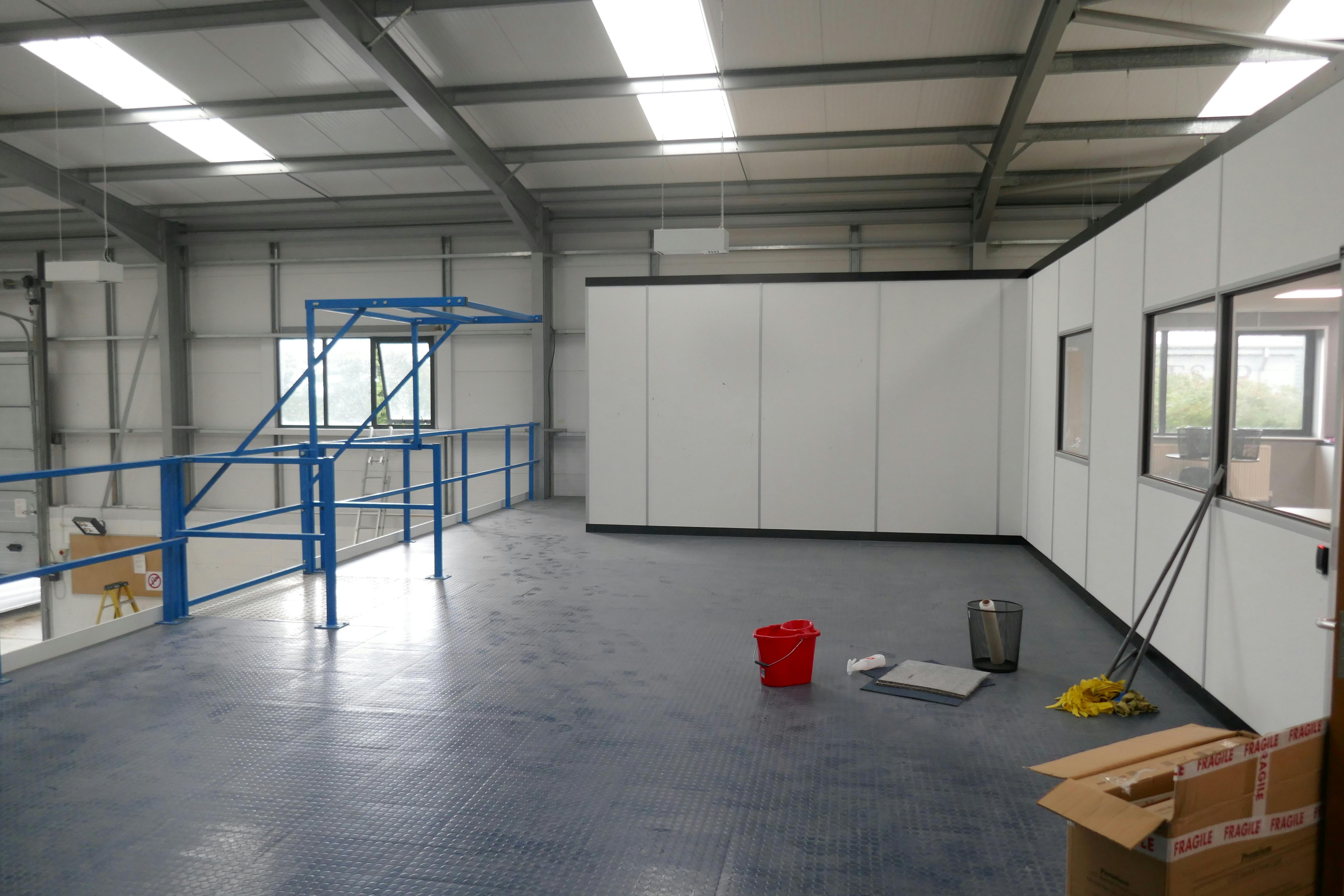 Unit 1, Parkend, Harlow, Industrial To Let - P1020956.JPG