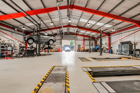 Bells Hill, Slough, Industrial To Let - Image 3