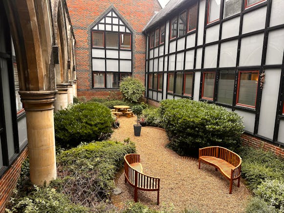 Christchurch House, 40 Upper George Street, Luton, Office To Let - IMG_8471.JPG