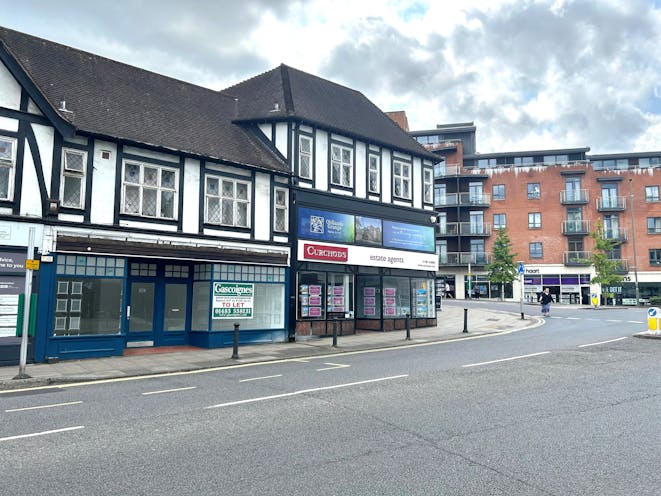 6 London Road, Guildford, Retail To Let - street1.jpg