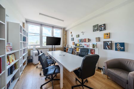 Unit 11, Shepperton House, London, Office Lease Assignment - 1312080216852aa5acbcd6ARW1.jpg