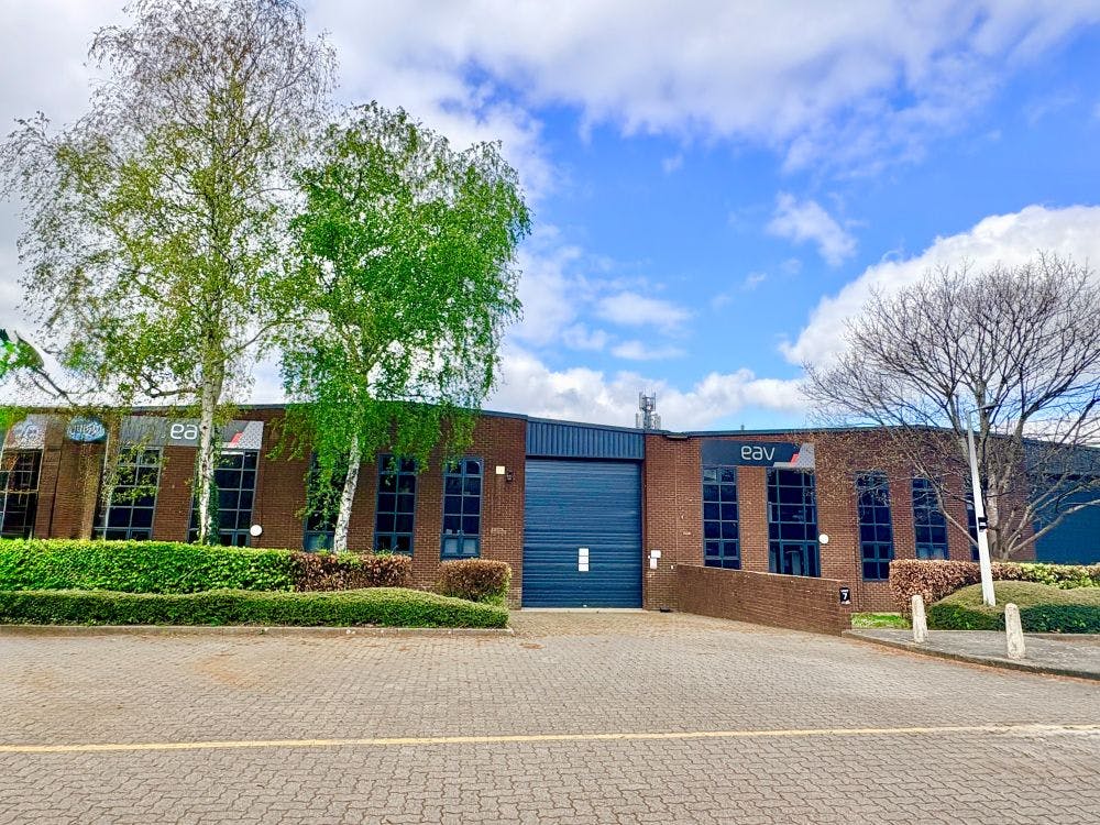6 & 7 Wates Way, Banbury, Industrial To Let - IMG_0030.jpg