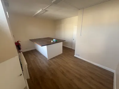 1st & 2nd Floors, 119-120 Western Road, Brighton, Office To Let - IMG_2500.jpg