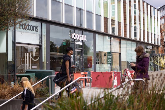 Woking One, Albion House, Woking, Investments / Offices / Restaurant / Retail For Sale - 1S1A3091.jpg