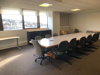 3 Onslow Street, Guildford, Office To Let - 8.jpg