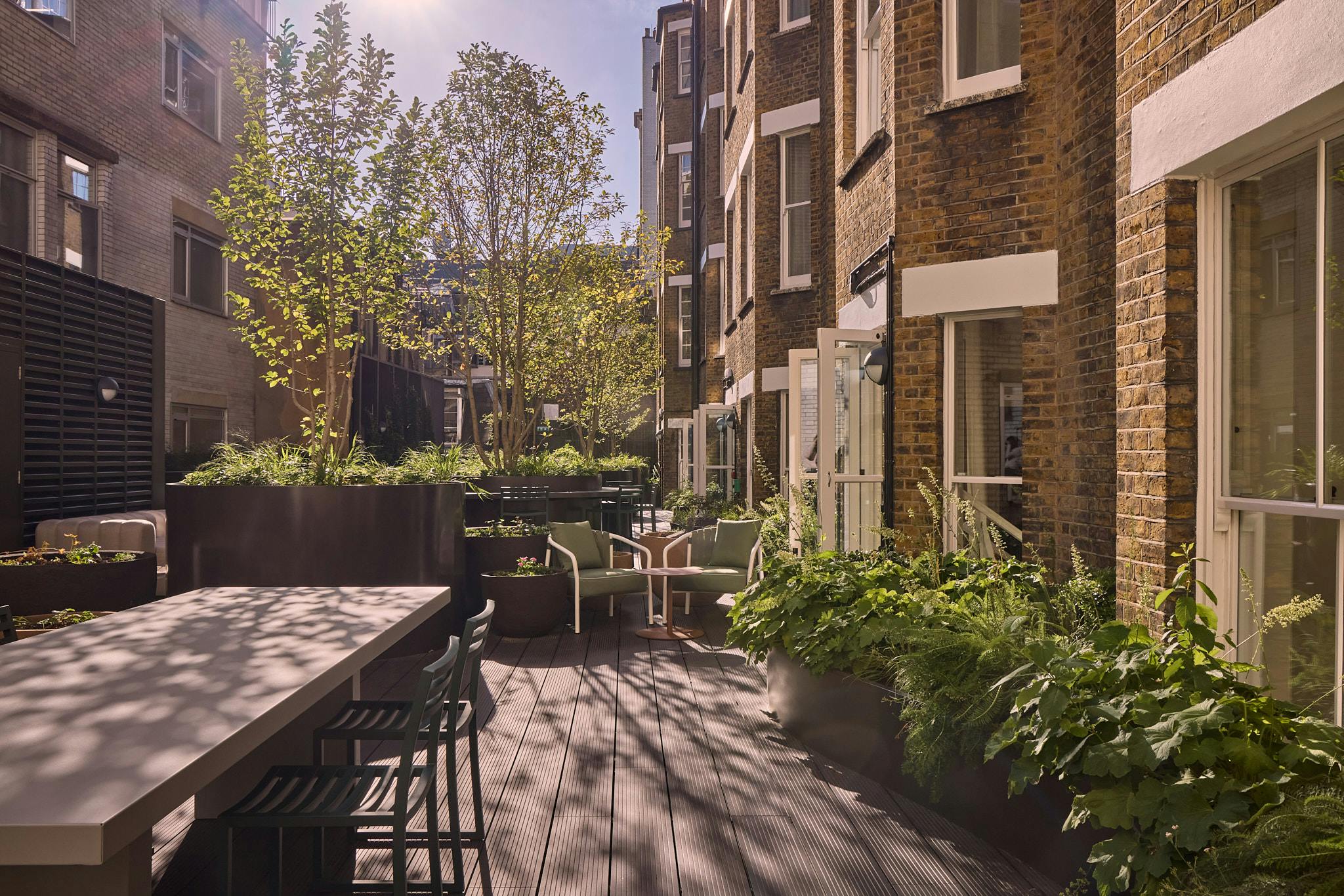 Egyptian House, London, Offices To Let - 170_Piccadilly_L1TEdReeve4.jpg