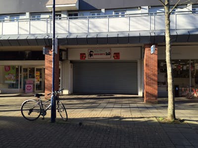 Unit 19, Greywell Shopping Centre, Havant, Retail To Let - 238-3647-1024x768.jpg