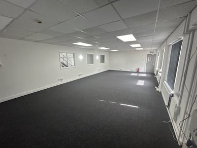 Somers Place, London, Trade Counter / Urban Logistics To Let - IMG_1329.jpg