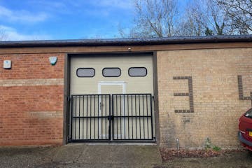 Units 2&3 Rookery Court, Wokingham, Industrial / Warehouse To Let - edit u3 image.png