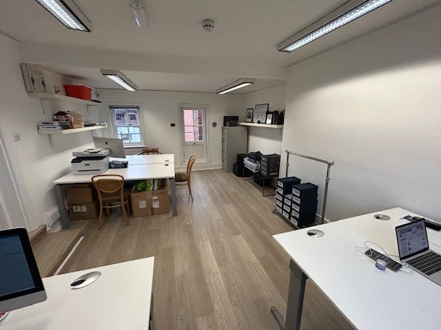 Suite 14, 27 Sheet Street, Windsor, Office To Let - Interior 14 and 15.jpg