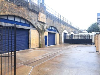 Arch 171-172 Sail Street, Waterloo, Waterloo, Industrial / Offices To Let - Yard.jpg