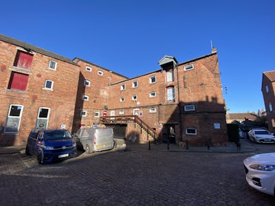 Navigation House, Millgate, Newark, Office To Let - IMG3873.jpg