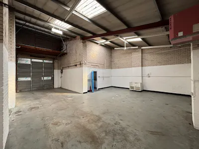Unit 9 Telford Road, Wimborne, Industrial / Light Industrial To Let - IMG_3726.JPEG