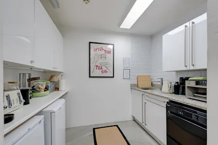 Studio 3, The Courtyard, Willesden, Office To Let - 54562 Hi res (11).jpg