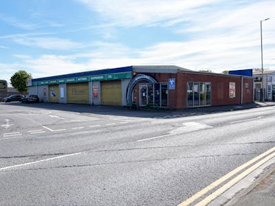 Former ATS Centre, Unit 9 Hobley Drive, Lower Stratton, Swindon, Industrial To Let - IMG_0596(B).jpg