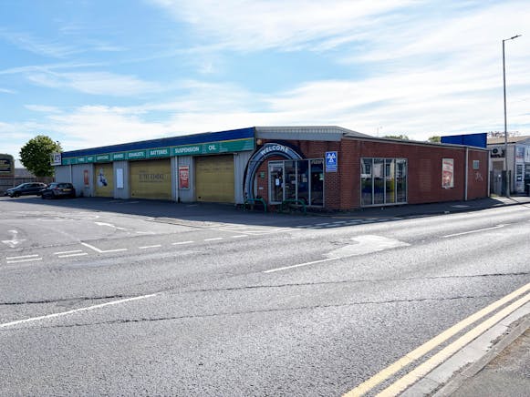 Former ATS Centre, Unit 9 Hobley Drive, Lower Stratton, Swindon, Industrial To Let - IMG_0596(B).jpg Former ATS Centre, Unit 9 Hobley Drive, Lower Stratton, Swindon, Industrial To Let - IMG_0596(B).jpg