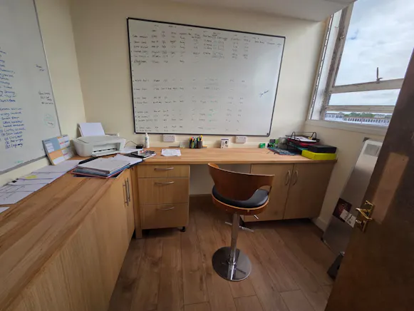 7 Eldon Way, Hockley, Leisure / Office To Let - Office