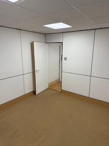 Unit 12 Brookside, Southend-on-Sea, Industrial To Let - WhatsApp Image 2026-04-29 at 15.29.57.jpeg