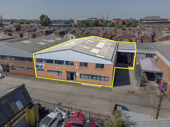 Unit 5 Chapmans Park Trading Estate, Willesden, Industrial / Warehouse / Trade Counter / Showroom To Let - 1.1.jpg - More details and enquiries about this property