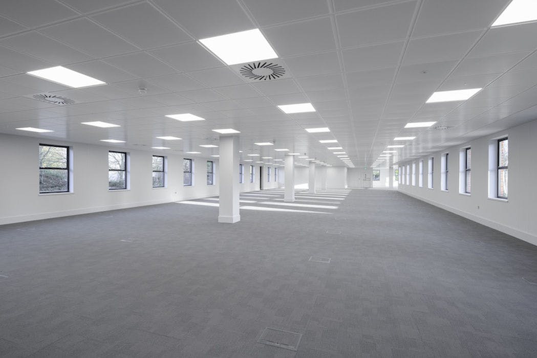 Office in Solihull - photo 4