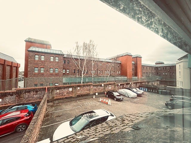 27 Victoria Street, Windsor, D1 / Office To Let - Courtyard car park.jpg
