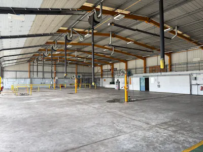 Former Arriva Bus Garage, Aylesbury To Let - PHOTO-2026-08-04-15-53-17.jpg
