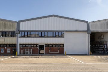 Unit 8 Nimrod Industrial Estate, Reading, Industrial / Warehouse To Let - AWP_8116.jpg