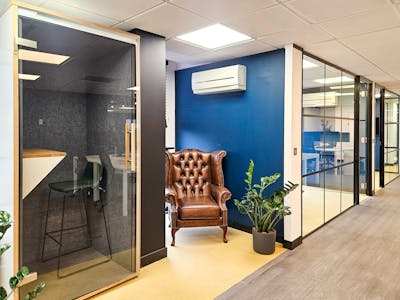 120 Aldersgate Street, Priory Fields House, London, Office To Let - 20241107_094727.png