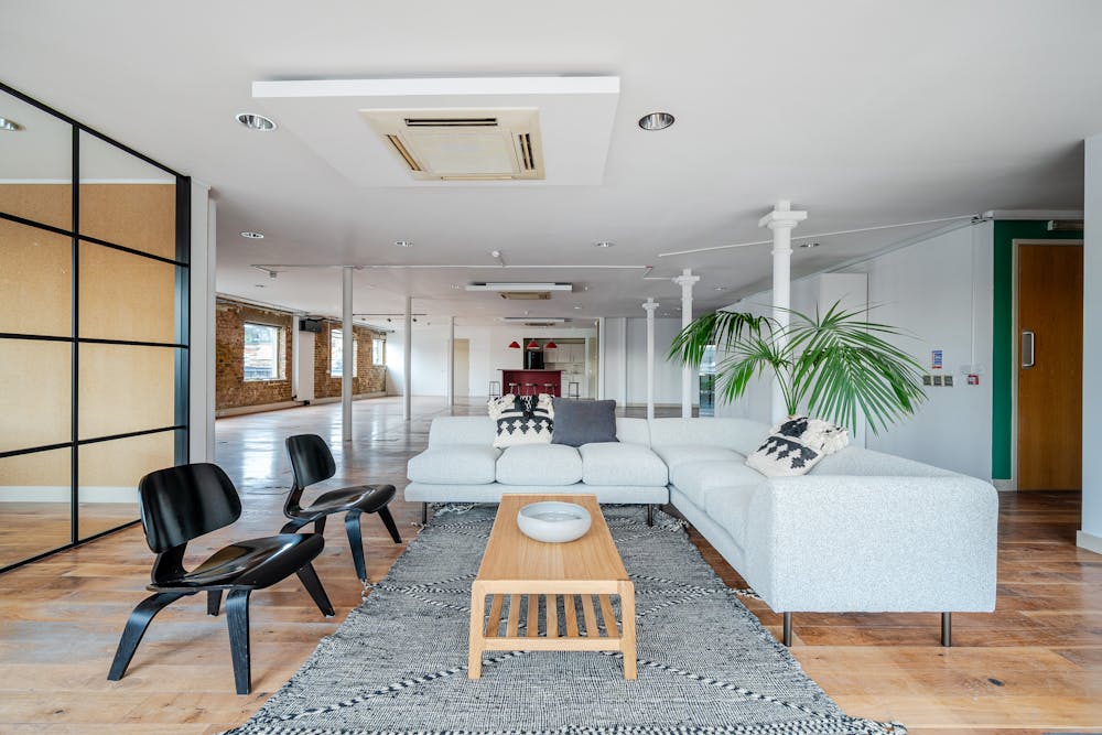 4th Floor, 135-139 Curtain Road, London, Office To Let - 13929901769429828c4bb0.jpg